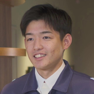川邊　颯大