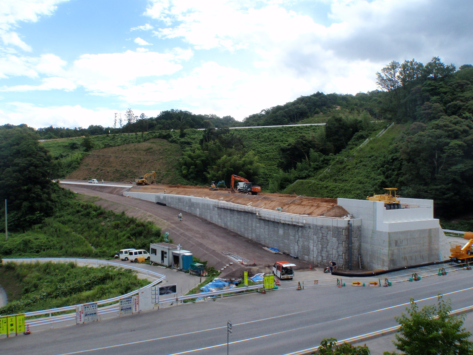 H26.7月末時点　県道浜田美都線より浜田三隅道路方向